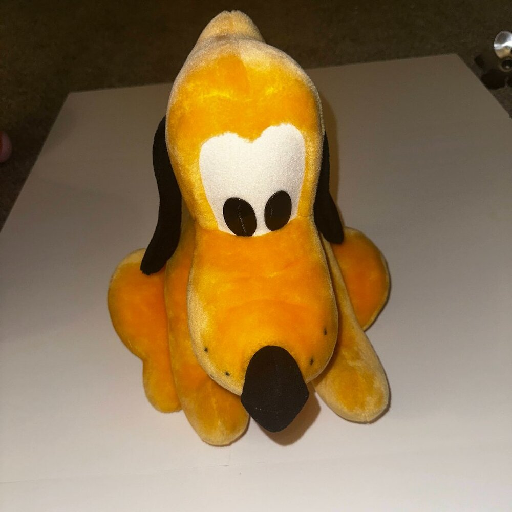 16" BIG Walt DISNEY PLUTO Plush Doll DISNEYLAND DISNEY WORLD Vintage Large